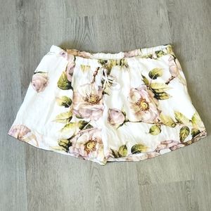 Silk Floral Shorts Sz Sm
